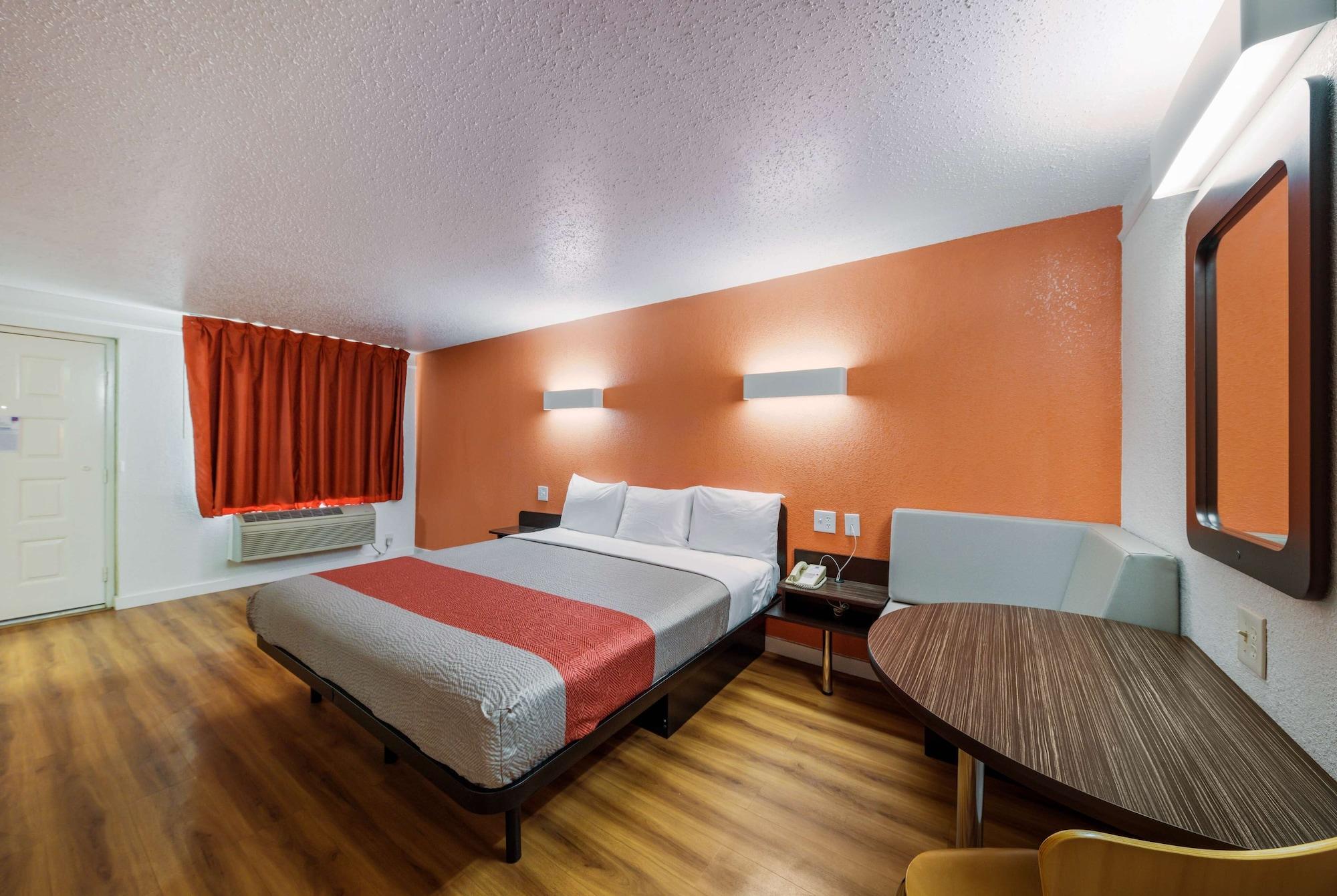 Motel 6-Dallas, Tx - Farmers Branch Buitenkant foto