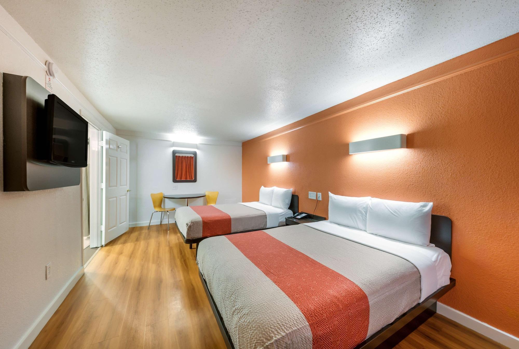 Motel 6-Dallas, Tx - Farmers Branch Buitenkant foto