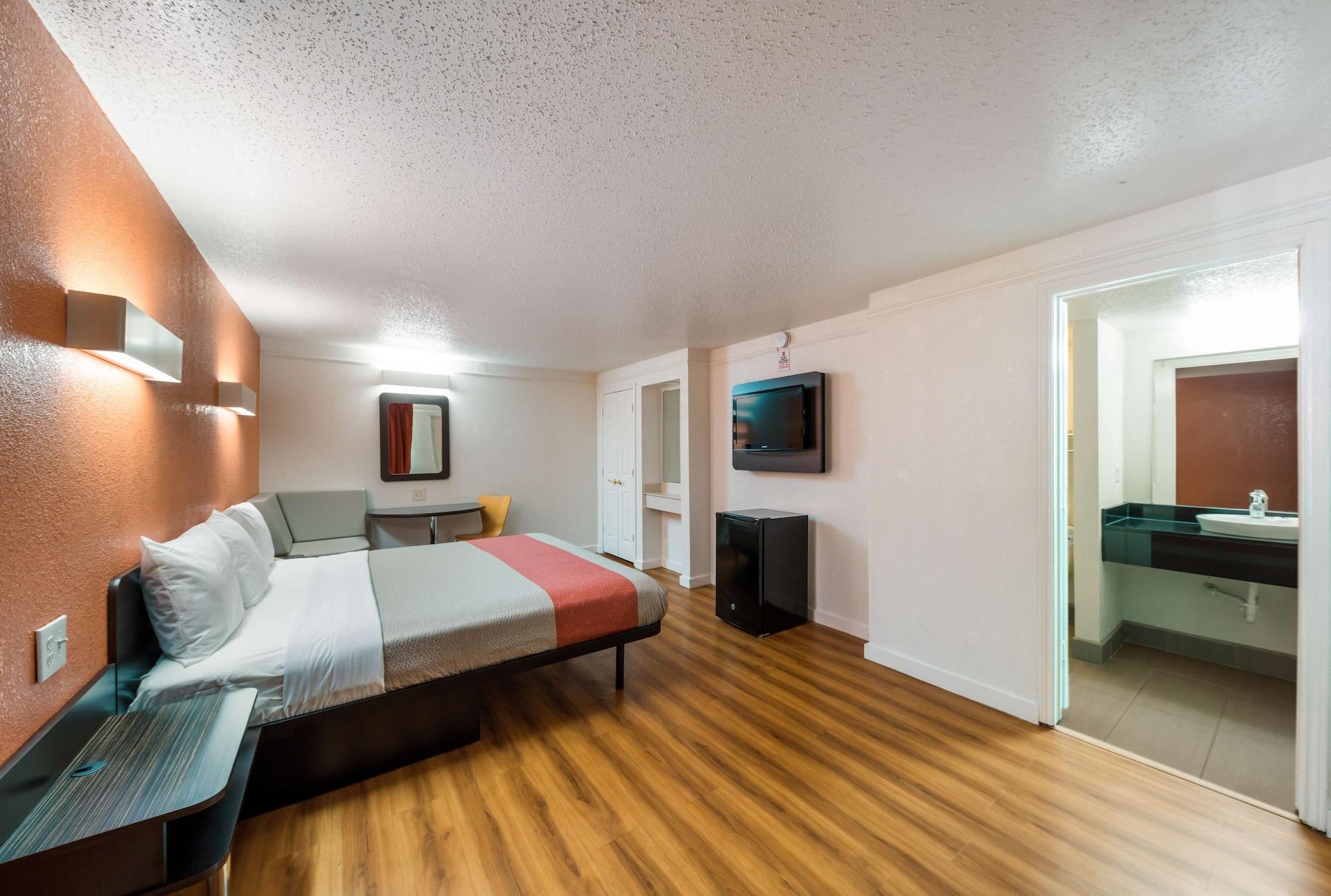 Motel 6-Dallas, Tx - Farmers Branch Buitenkant foto
