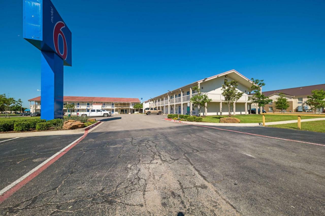 Motel 6-Dallas, Tx - Farmers Branch Buitenkant foto
