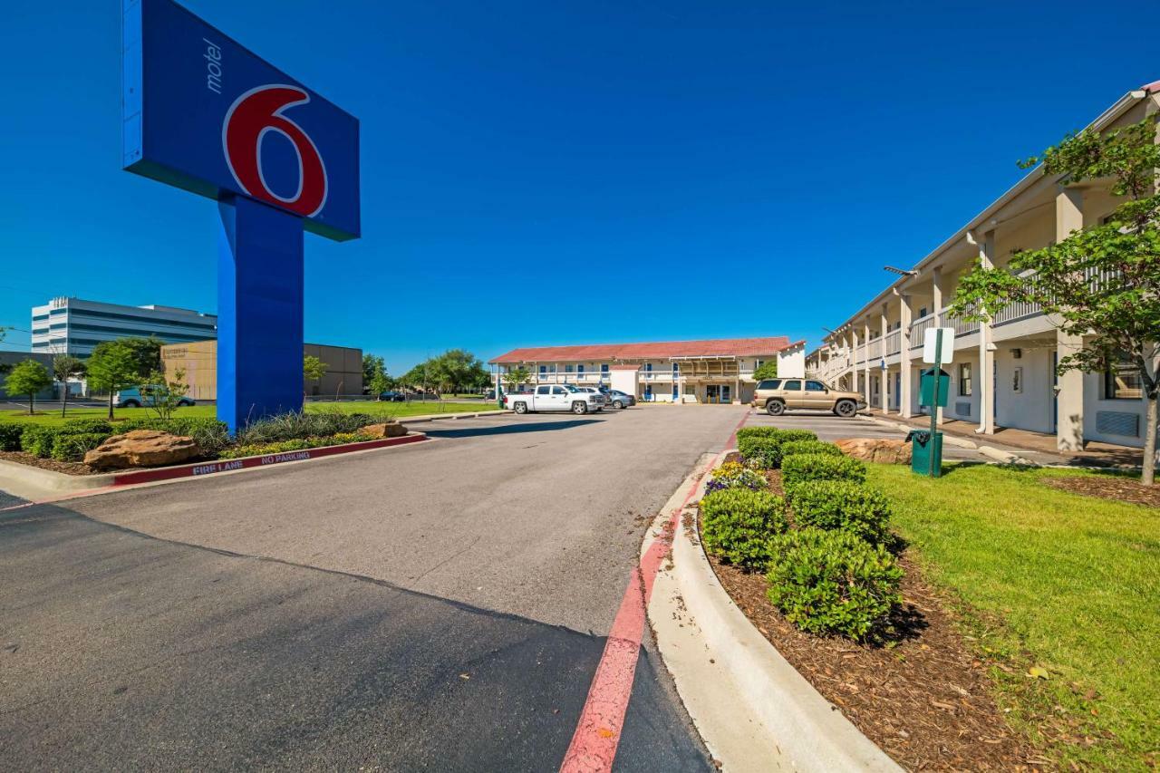 Motel 6-Dallas, Tx - Farmers Branch Buitenkant foto